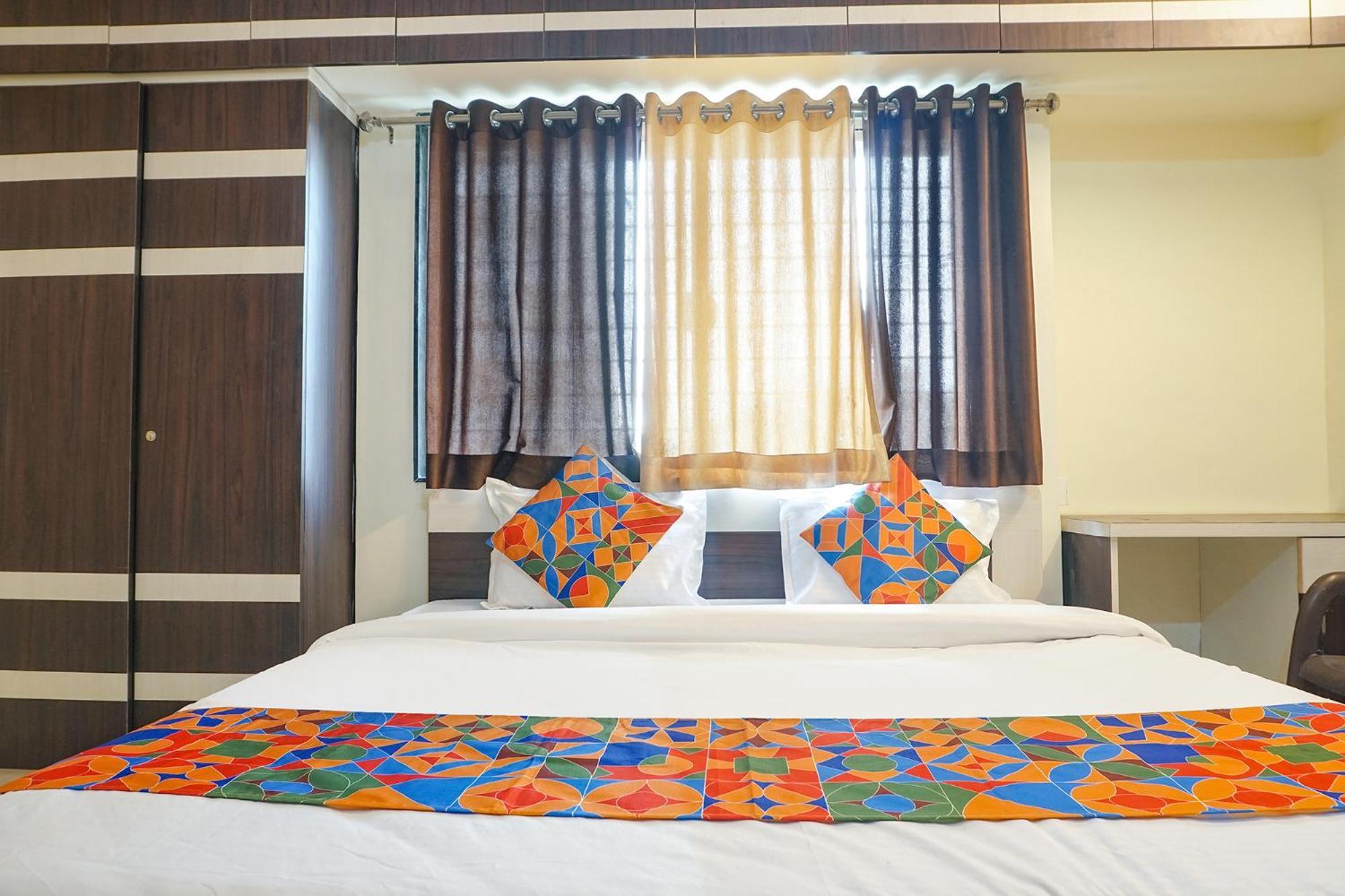 Fabhotel The Guest House Pune Ngoại thất bức ảnh