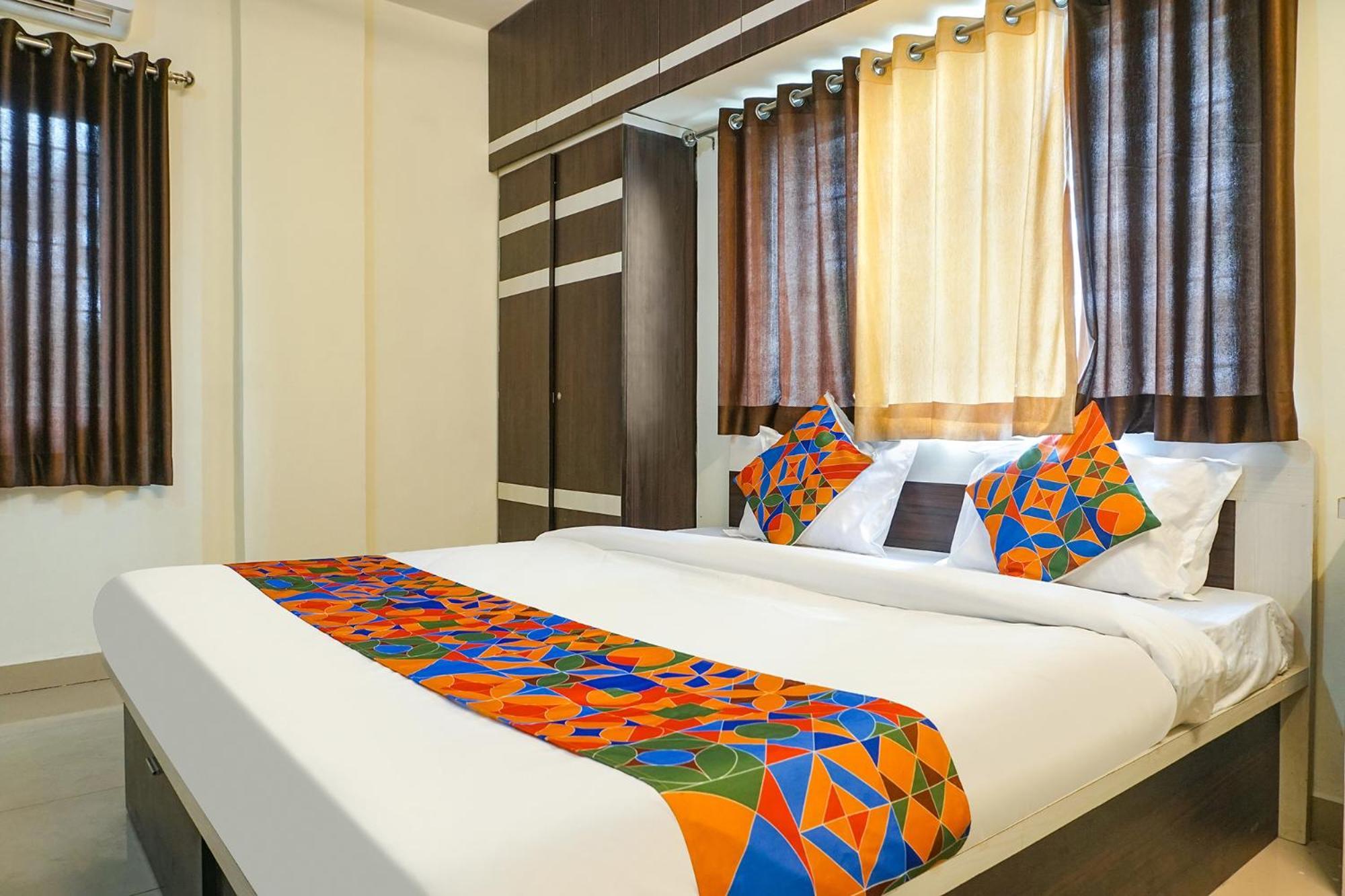 Fabhotel The Guest House Pune Ngoại thất bức ảnh