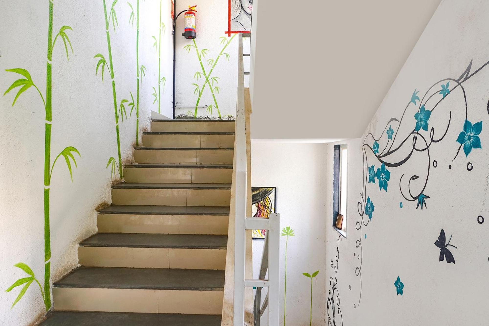 Fabhotel The Guest House Pune Ngoại thất bức ảnh