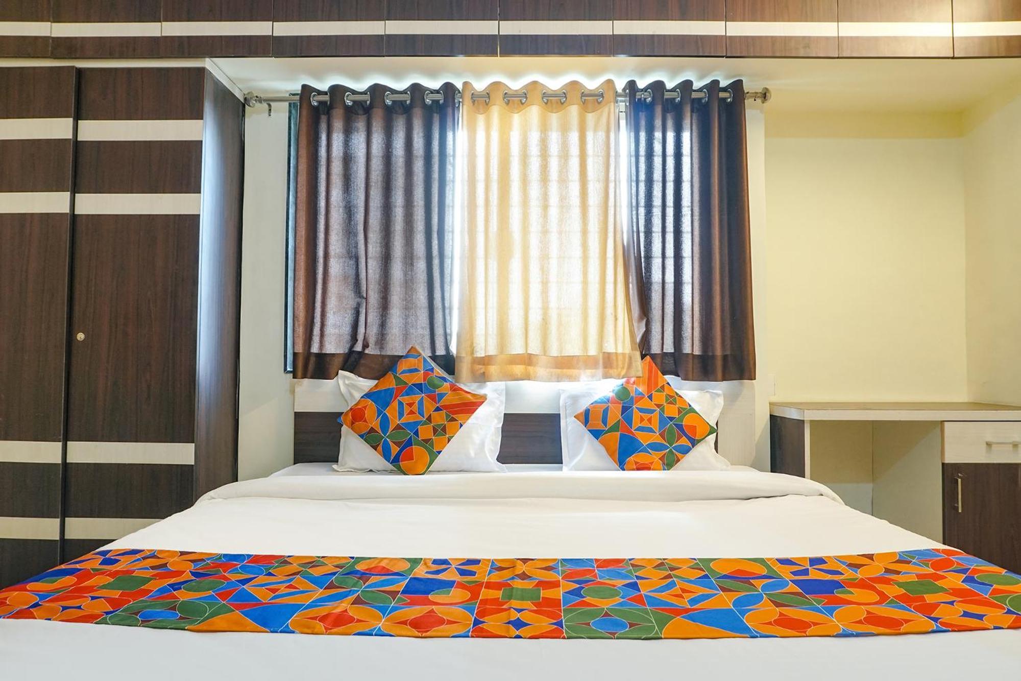 Fabhotel The Guest House Pune Ngoại thất bức ảnh